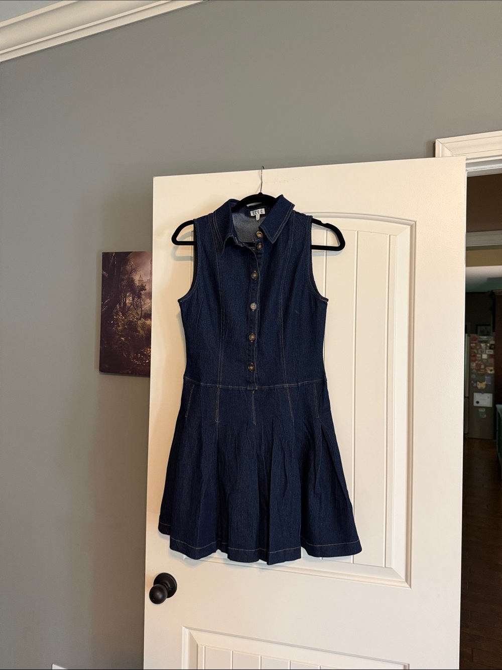 Women’s ' Sleeveless Dark Blue Denim Dress with Button Front